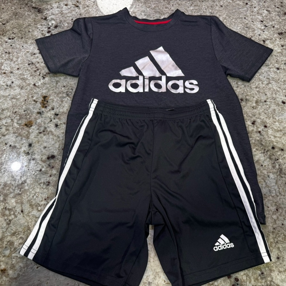 Adidas shorts set